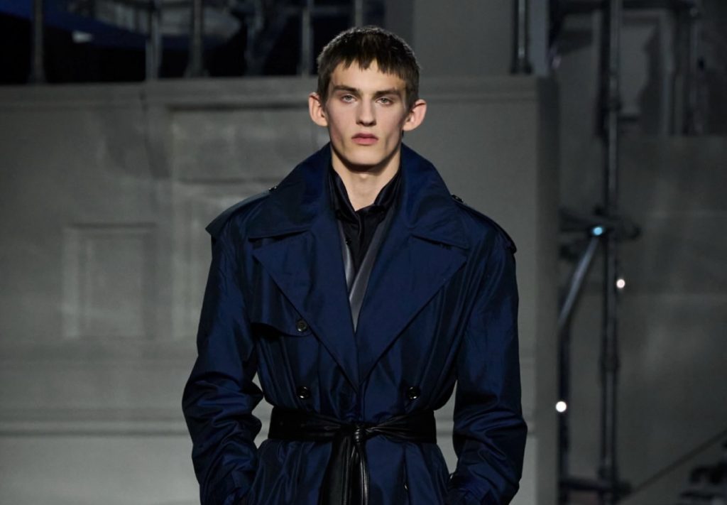 BURBERRY-100